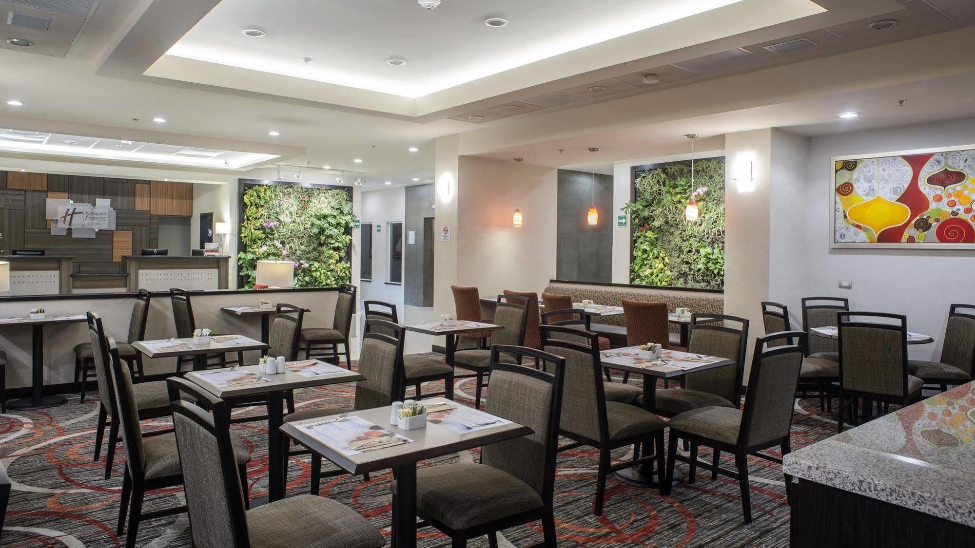 Holiday Inn Express & Suites Chihuahua Juventud By Ihg Dış mekan fotoğraf