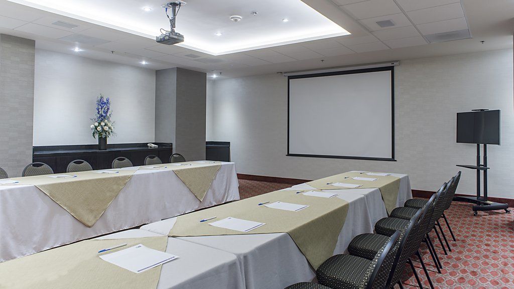 Holiday Inn Express & Suites Chihuahua Juventud By Ihg Dış mekan fotoğraf